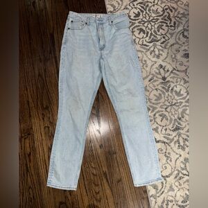 Abercrombie and fitch high rise skinny jeans size 6 long light wash